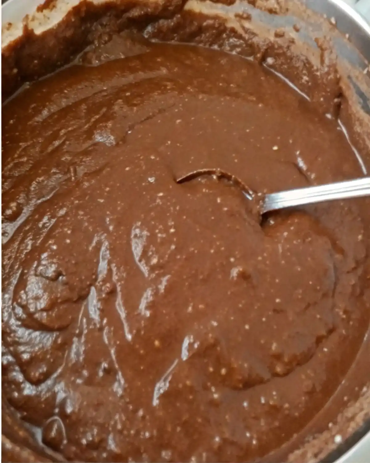 Moist and Fluffy Eggless Chocolate Cupcakes