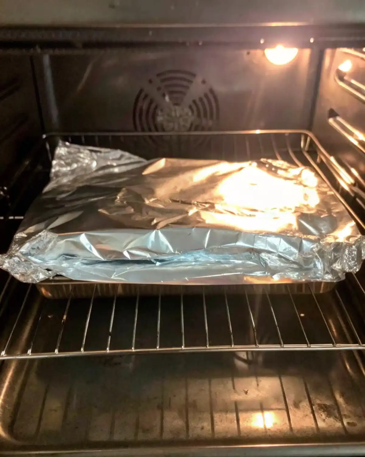 ground turkey stuffed peppers Ground turkey stuffed peppers baking in oven